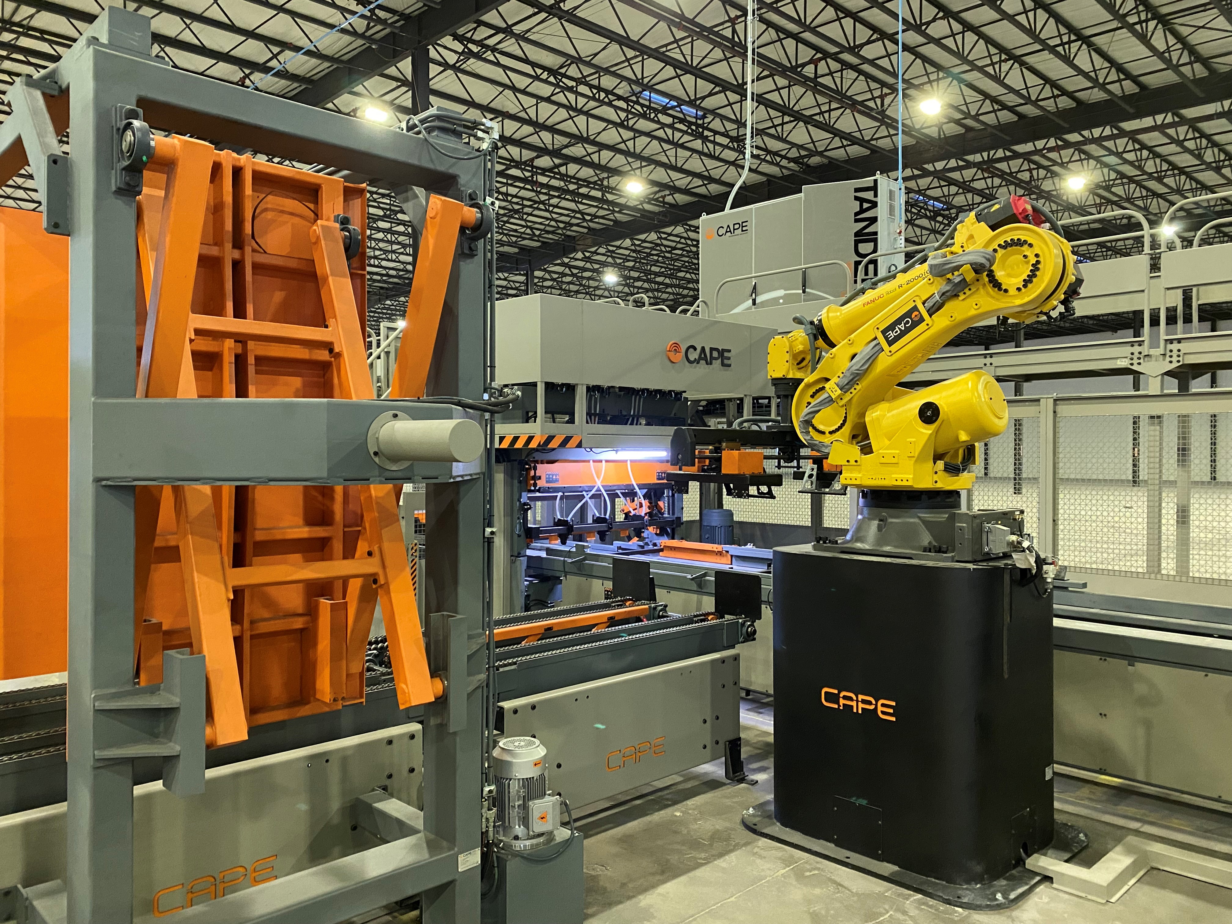 CAPE TANDEM WITH ROBOT.jpg